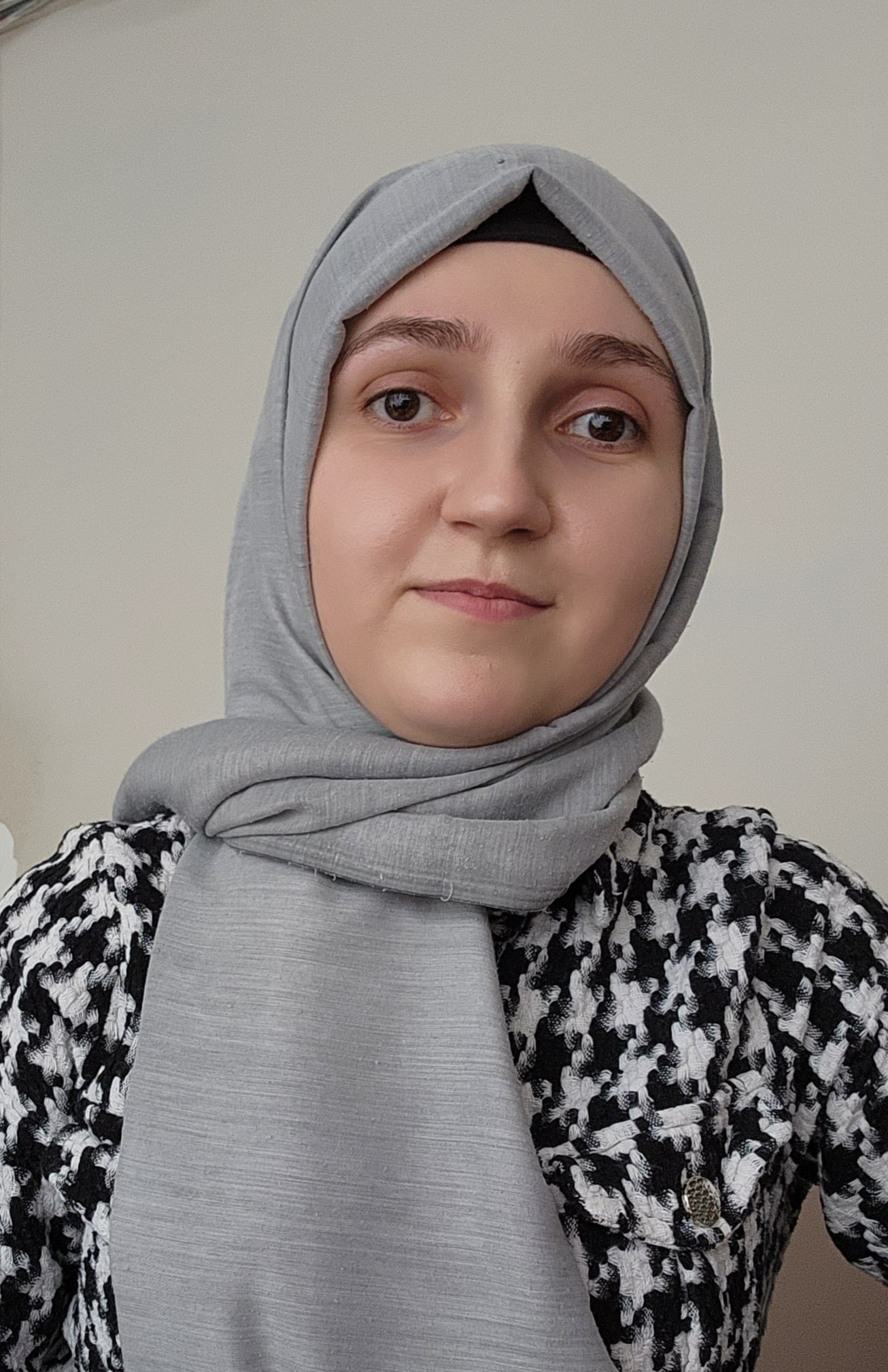 T.S. Ayşe CİBCİB